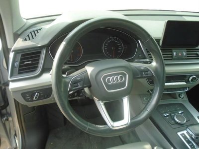 Audi Q3 35 TDI S tronic Business Advanced, Anno 2022, KM 31695 - hlavný obrázok
