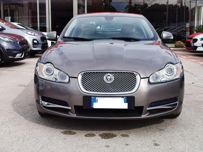 Jaguar Xf 2.7d V6 Premium Luxury, Anno 2009, KM 106000 - hlavný obrázok