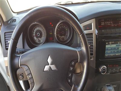 Mitsubishi Pajero 3.2 CR INVITE 200CV M.TOP, Anno 2011, KM 62000 - hlavný obrázok