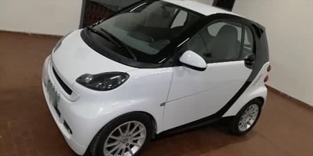 Smart Fortwo 1000 52 Kw Mhd Coup Passion, Anno 2011, KM 57000 - hlavný obrázok