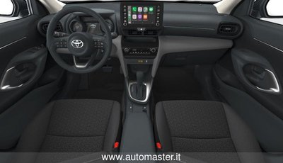 Toyota Yaris Cross 1.5 Hybrid 5p. E CVT Trend, Anno 2024, KM 0 - hlavný obrázok