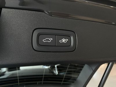 Volvo V60 D3 150 CV Automatica NAVI LED Business Plus, Anno 2018 - hlavný obrázok